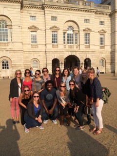 Cohort from 2014 in London for their global education experience.
